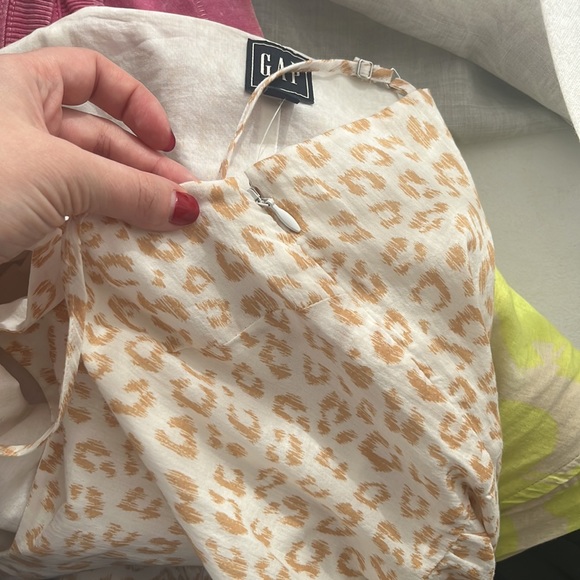 GAP Cami V-Neck Maxi Dress in Brown Cheetah - Picture 8 of 8